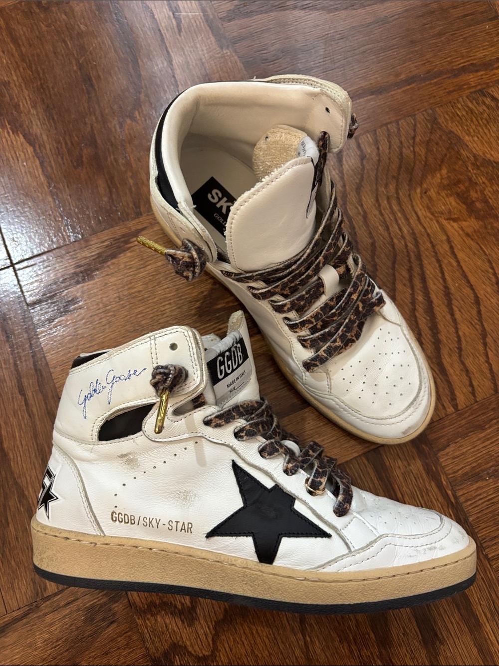 Women’s Golden Goode Sky-Star High-Top Sneakers Size 37